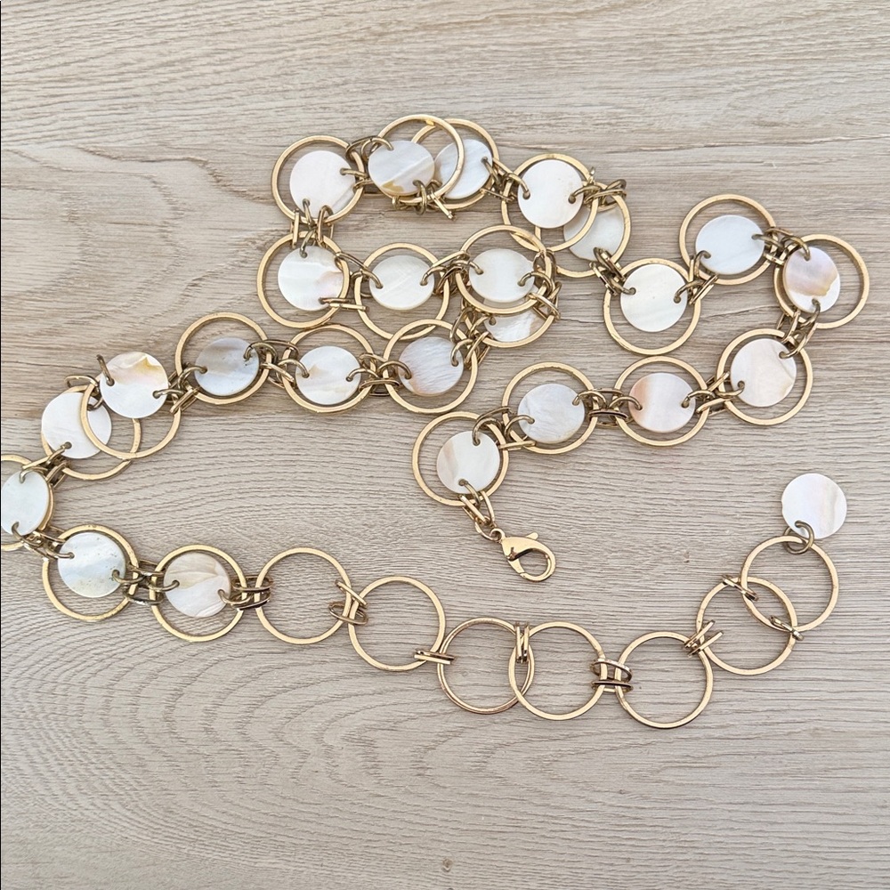 Gold Tone MOP Circle Link Belt